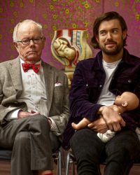 Jack Whitehall: Làm cha qua lời của cha tôi