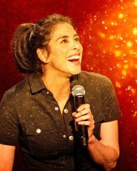 Sarah Silverman: Một Đốm Bụi